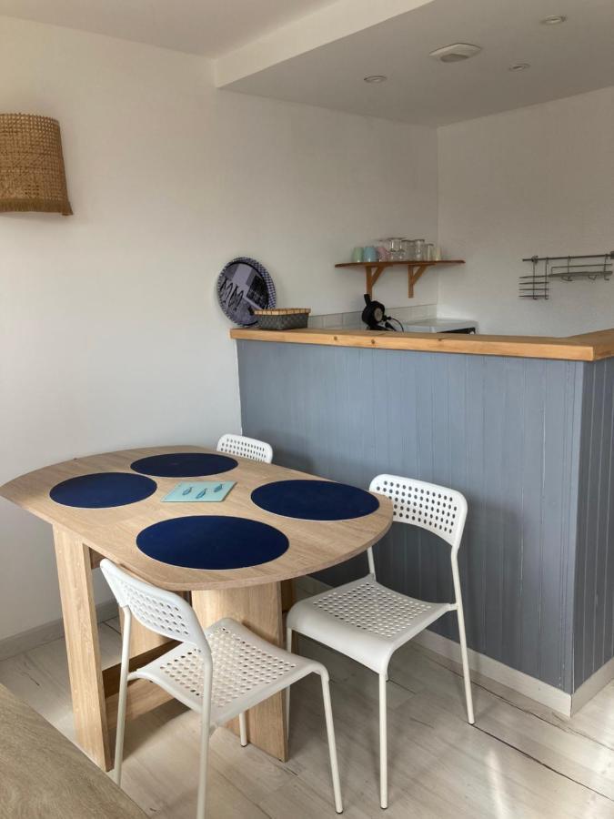 Villa Del Re 6 La Flotte Kültér fotó